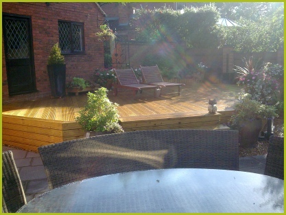 Area Of Decking Supplied And Installed By Redditch Based Landscape Gardeners : Advanscape : Landscaping Redditch Studley Bromsgrove Alvechurch