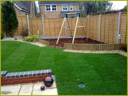 Fencing Installed By Redditch Based Landscapers/Landscape Gardeners : Advanscape