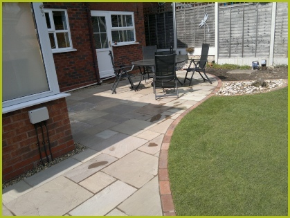 Rear Garden Completed By Redditch Based Landscape Gardeners : Advanscape : Landscaping Redditch Studley Bromsgrove Alvechurch