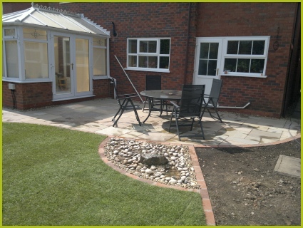 Rear Garden Completed By Redditch Based Landscape Gardeners : Advanscape : Landscaping Redditch Studley Bromsgrove Alvechurch